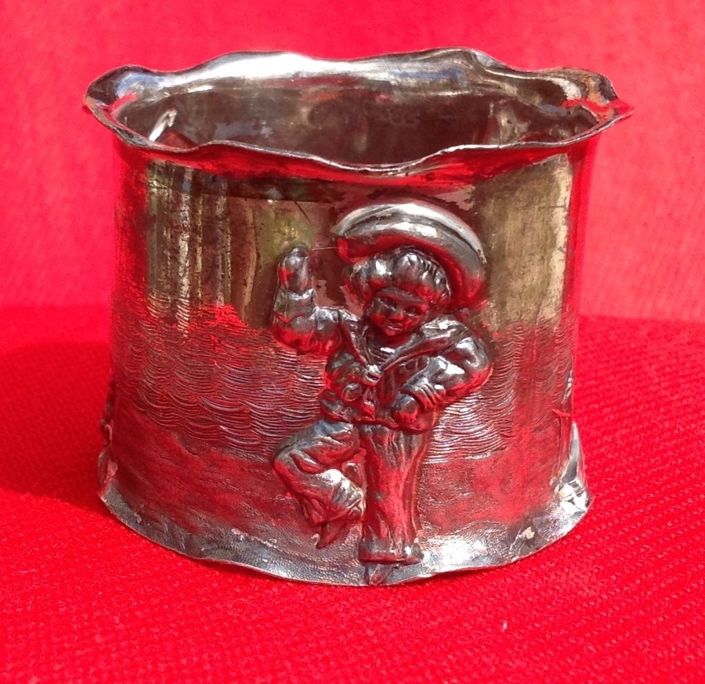 Fabulous Victorian Seaside Nursery Rhyme Silverplate Napkin Ring Fabulous Victorian Seaside Nursery Rhyme Silverplate Napkin Ring