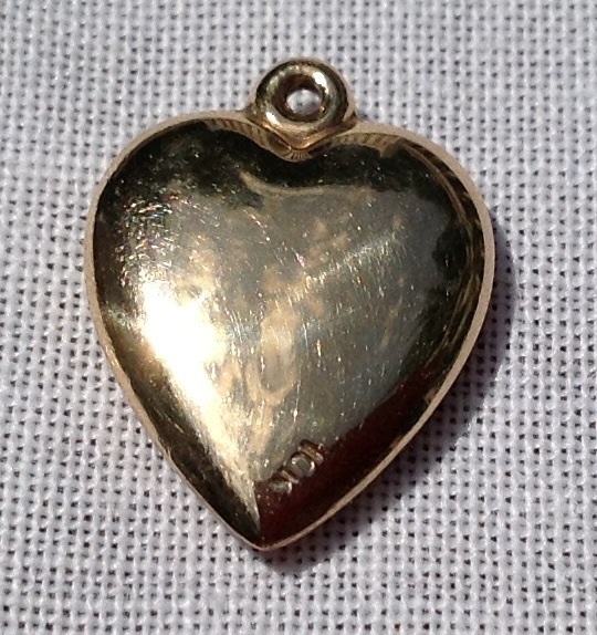 Vintage 10K Gold Puffy Heart Pendant Charm Vintage 10K Gold Puffy Heart Pendant Charm