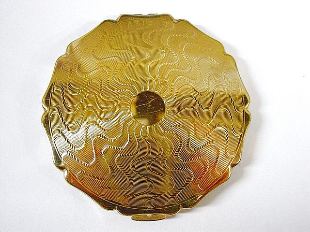 Gold Squiggle Stratton Compact Gold Squiggle Stratton Compact