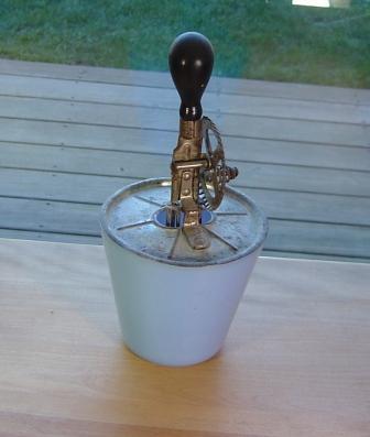 Jeannette: Delphite Egg Beater Bowl with Mixer Jeannette: Delphite Egg Beater Bowl with Mixer