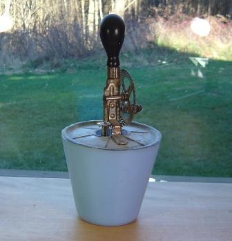 Jeannette: Delphite Egg Beater Bowl with Mixer Jeannette: Delphite Egg Beater Bowl with Mixer
