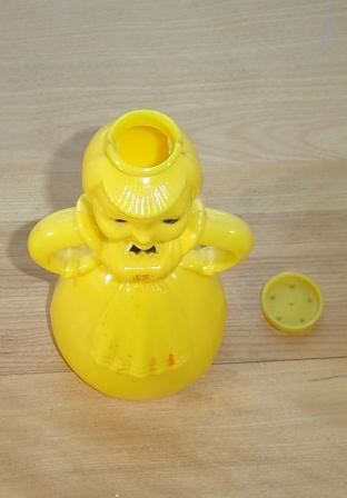 Vintage Plastic: Sprinkler Bottle Vintage Plastic: Sprinkler Bottle