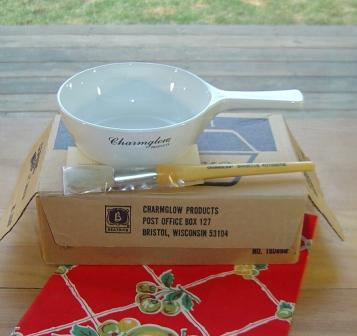 Corning: Advertising Charmglow Saucepan - New In Box Corning: Advertising Charmglow Saucepan - New In Box