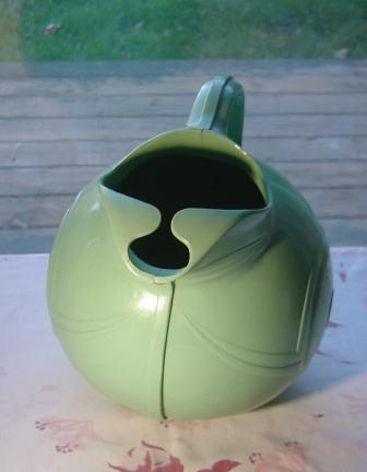 Kitchenware Plastic: Jadite Green Pitcher Kitchenware Plastic: Jadite Green Pitcher