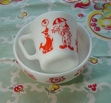 Pyrex: Kiddie White with Red Graphics Circus Mug and Bowl Pyrex: Kiddie White with Red Graphics Circus Mug and Bowl