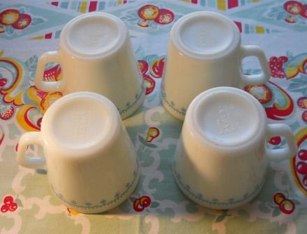Pyrex: Blue Snowflake Mugs Pyrex: Blue Snowflake Mugs