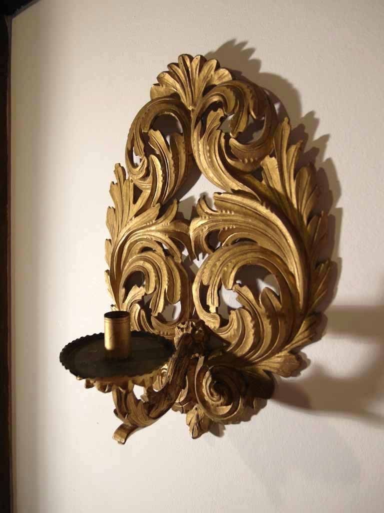 Sconce Hand Carved and Golden Gilded 18C/19C Sconce Hand Carved and Golden Gilded 18C/19C