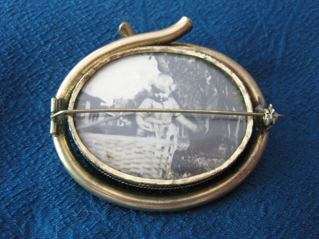 Edwardian Hair Memorial Enamel Brooch Swivel Edwardian Hair Memorial Enamel Brooch Swivel