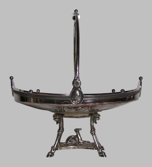 Victorian Silver Plate Basket Reed & Barton Victorian Silver Plate Basket Reed & Barton