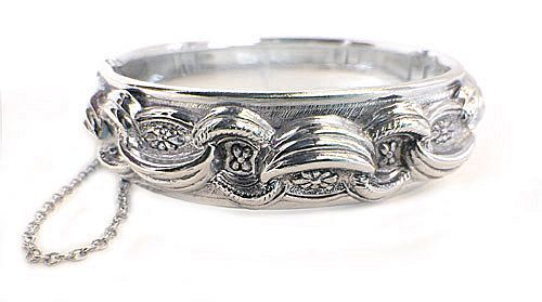 Whiting and Davis Bracelet Whiting and Davis Bracelet