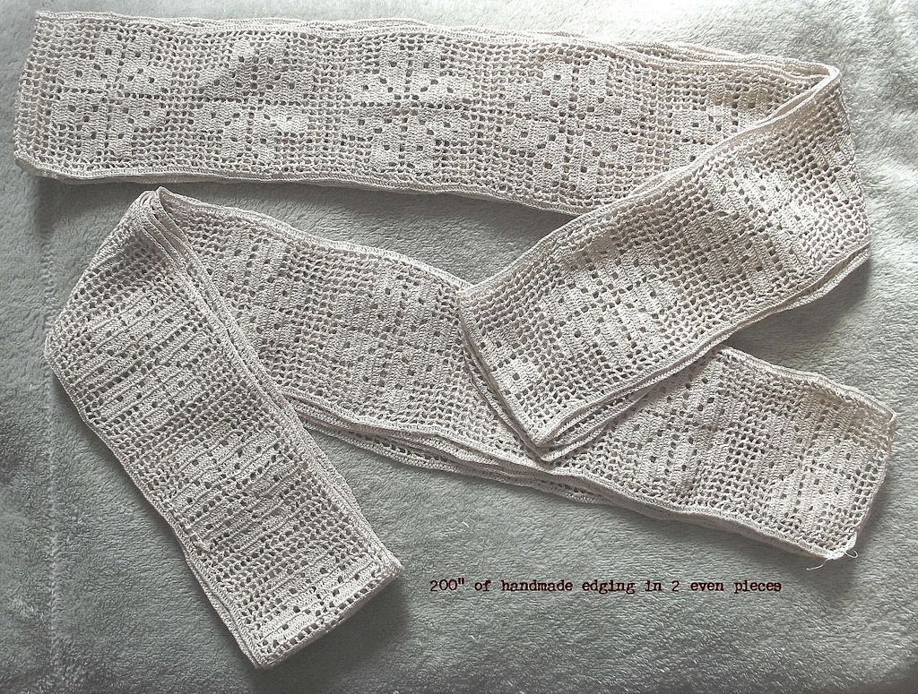 200" 2 Long Pieces of Crochet Edging Snow Flake Pattern Ecru Color 200" 2 Long Pieces of Crochet Edging Snow Flake Pattern Ecru Color
