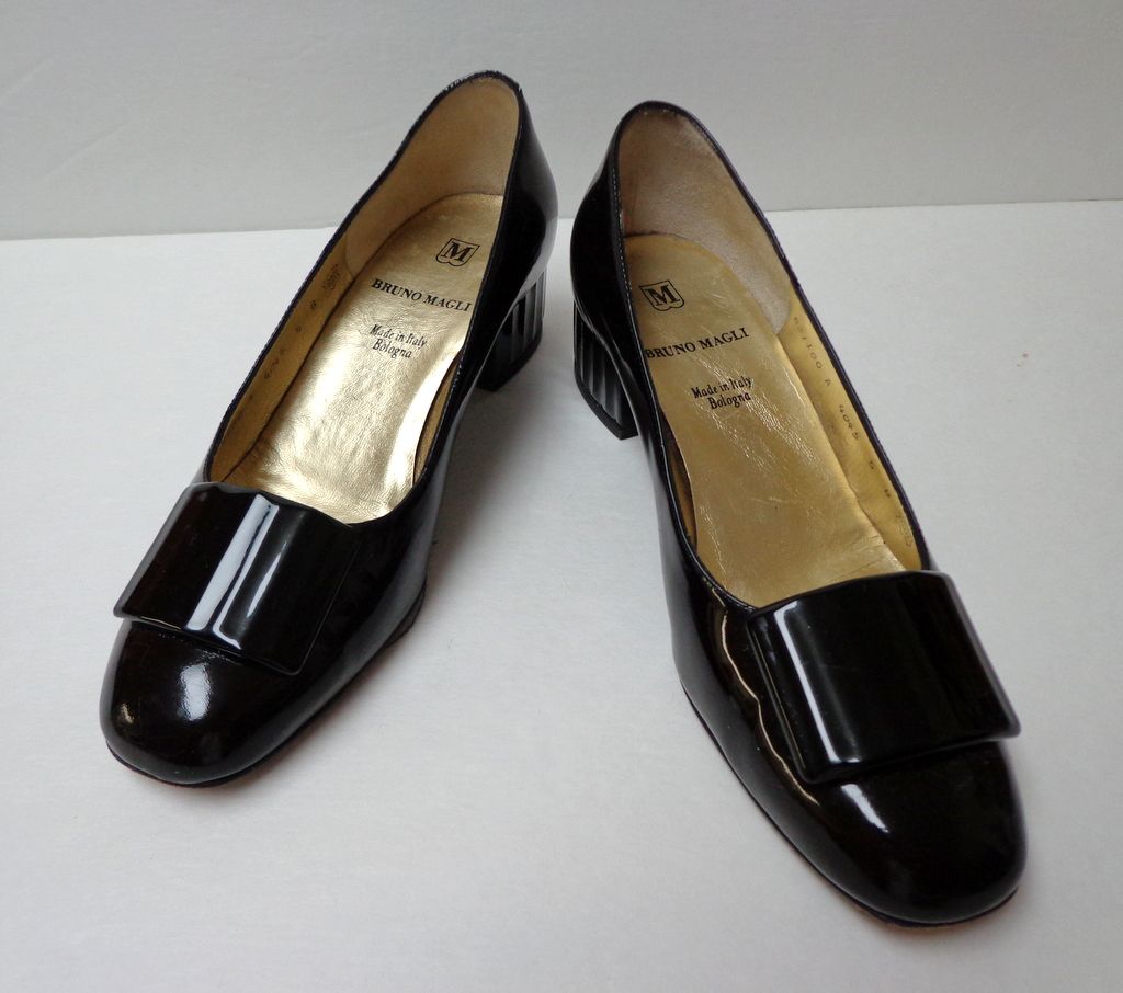 Bruno Magli Shoes. Italian designer. 1 Â½â€ heel. Black Patent ...