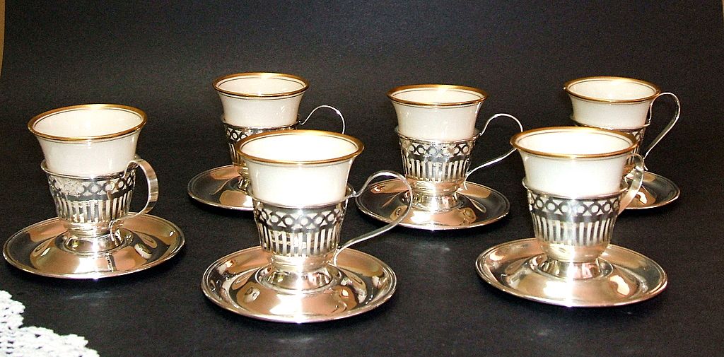 1906-1930 Sterling Silver Demitasse Cups with Lenox Porcelain Liners. Set of 6. Exquisite! 1906-1930 Sterling Silver Demitasse Cups with Lenox Porcelain Liners. Set of 6. Exquisite!