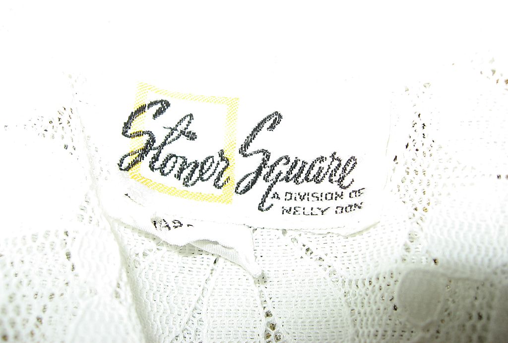 Vintage 1960's 1970's white "Mod" daisy lace shirt dress Vintage 1960's 1970's white "Mod" daisy lace shirt dress
