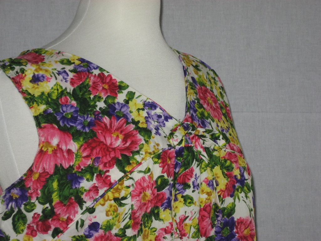 Vintage 1960's Floral Shift Dress Vintage 1960's Floral Shift Dress