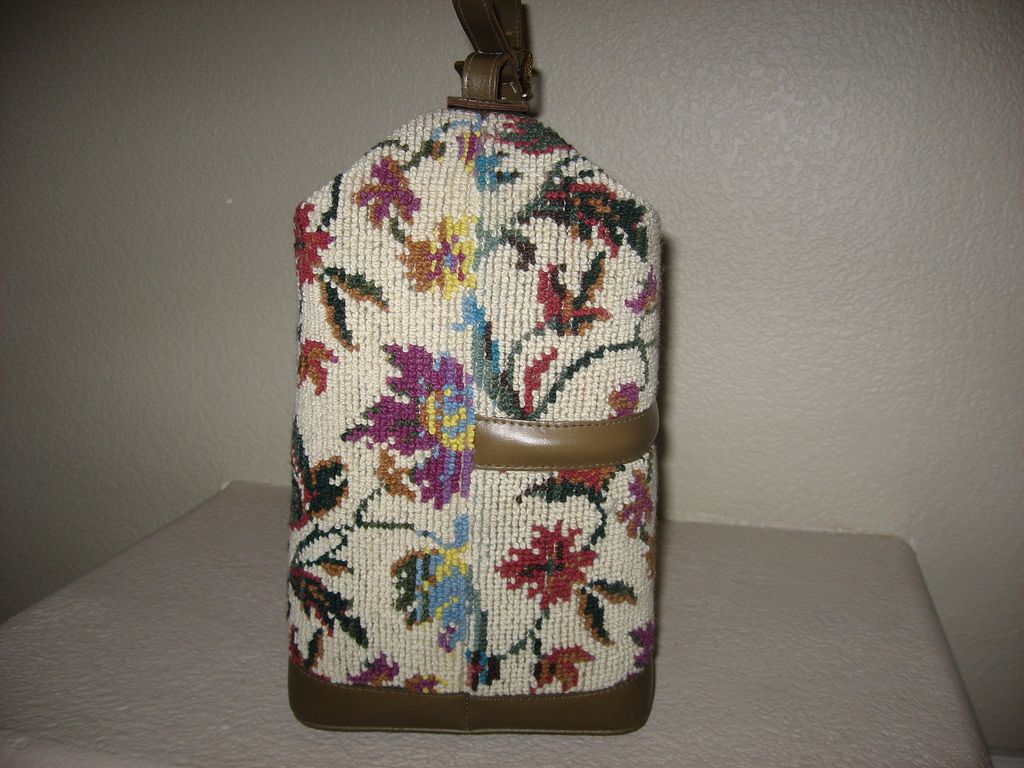 1960's Tapestry carpet bucket purse handbag 1960's Tapestry carpet bucket purse handbag