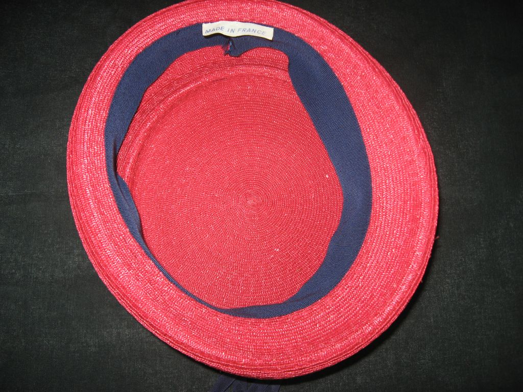 Vintage Red and Navy woven straw pillbox hat Vintage Red and Navy woven straw pillbox hat