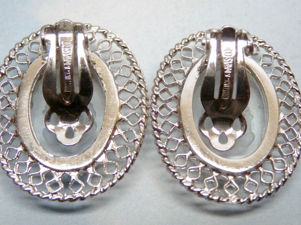 Vintage Whiting & Davis CO Intaglio Reverse Cameo Glass Earrings Vintage Whiting & Davis CO Intaglio Reverse Cameo Glass Earrings