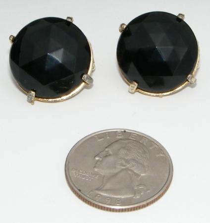 Vintage HOBE Faceted Black Glass Clip On Earrings Vintage HOBE Faceted Black Glass Clip On Earrings