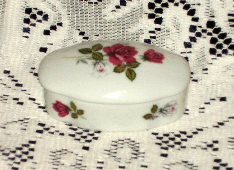 Beautiful W. Germany Trinket Box Beautiful W. Germany Trinket Box