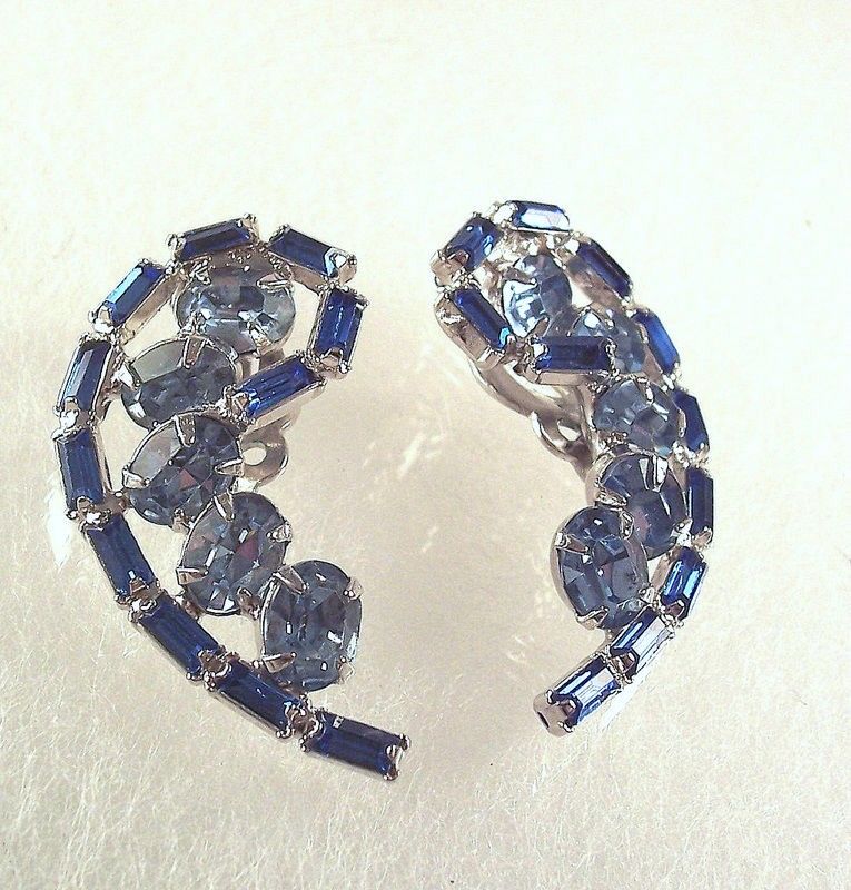 Sparkling Vintage Blue Rhinestone Earrings Sparkling Vintage Blue Rhinestone Earrings
