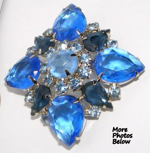 Stunning Vintage Shades of Blue Rhinestone Brooch Stunning Vintage Shades of Blue Rhinestone Brooch