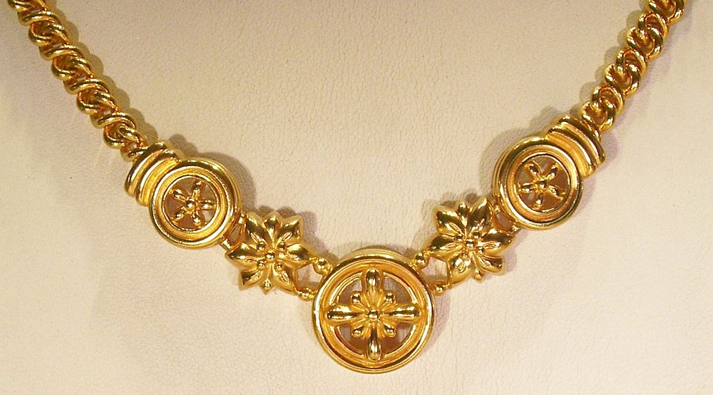 Monet Gold-tone Flower Chain Necklace Monet Gold-tone Flower Chain Necklace