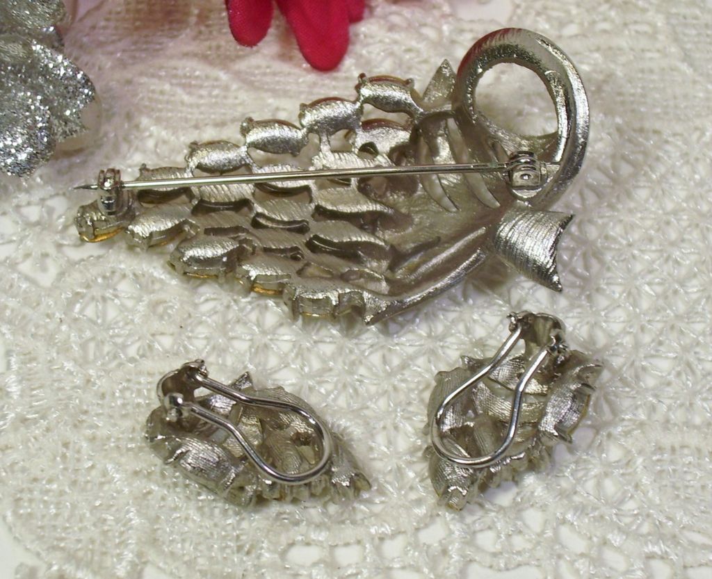 Silvery Satin Large Rhinestone Pin Earring Set Silvery Satin Large Rhinestone Pin Earring Set