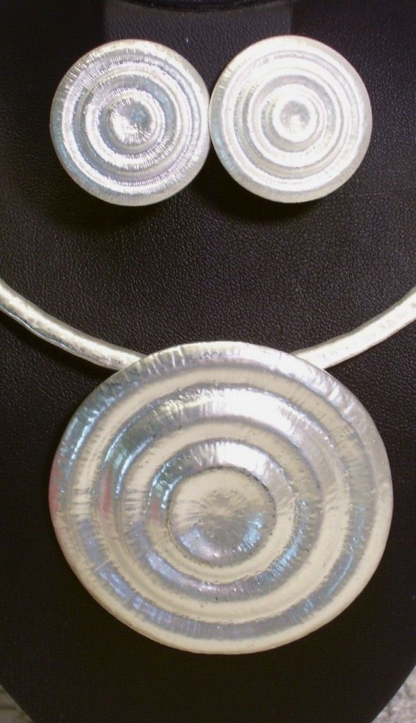 Silver-tone Tribal Design Necklace Earring Set Silver-tone Tribal Design Necklace Earring Set