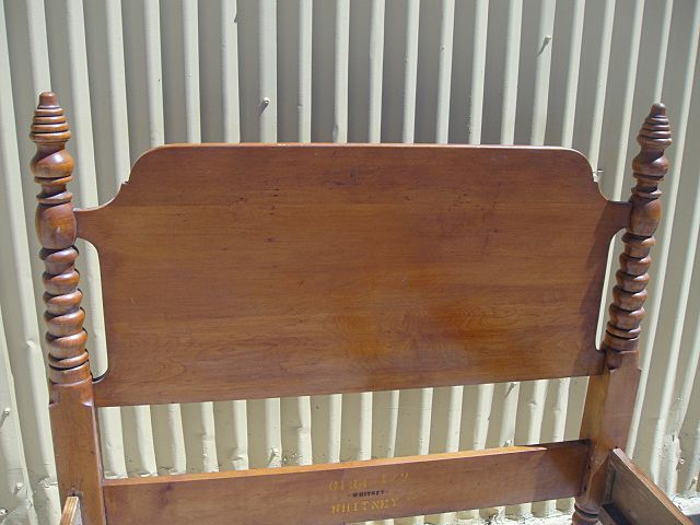 American Maple Twin Bed Vintage Furniture American Maple Twin Bed Vintage Furniture