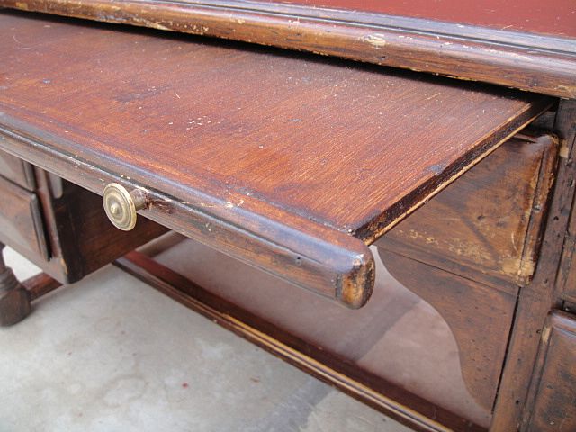 Antique Furniture Spanish Antique Carved Desk Console! Antique Furniture Spanish Antique Carved Desk Console!