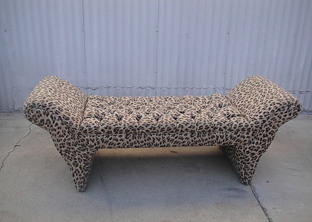 Vintage Petite Chaise Lounge Sofa! Vintage Petite Chaise Lounge Sofa!