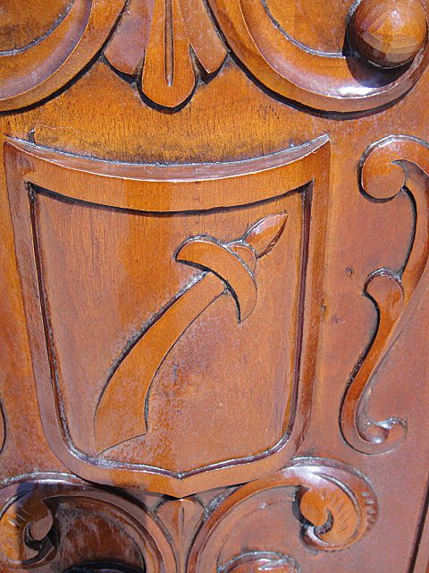 Antique Furniture Spanish Antique Carved Sideboard! Antique Furniture Spanish Antique Carved Sideboard!