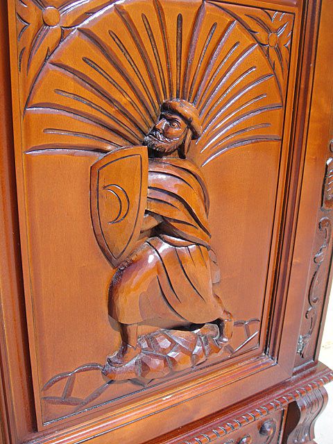 Antique Furniture Spanish Antique Carved Sideboard! Antique Furniture Spanish Antique Carved Sideboard!