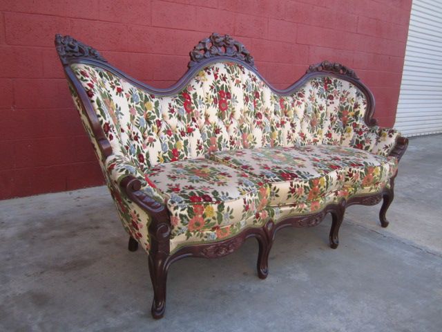 Vintage Victorian Style Sofa Loveseat Couch Vintage Furniture Vintage Victorian Style Sofa Loveseat Couch Vintage Furniture