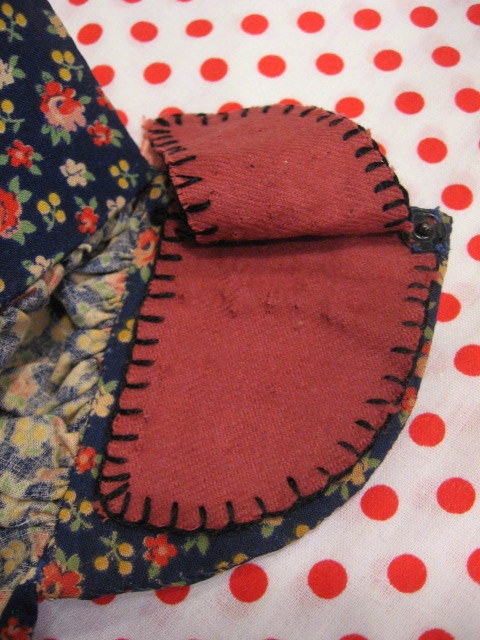 Vintage Sunbonnet Sue Needle Case / notions bag - floral calico Vintage Sunbonnet Sue Needle Case / notions bag - floral calico