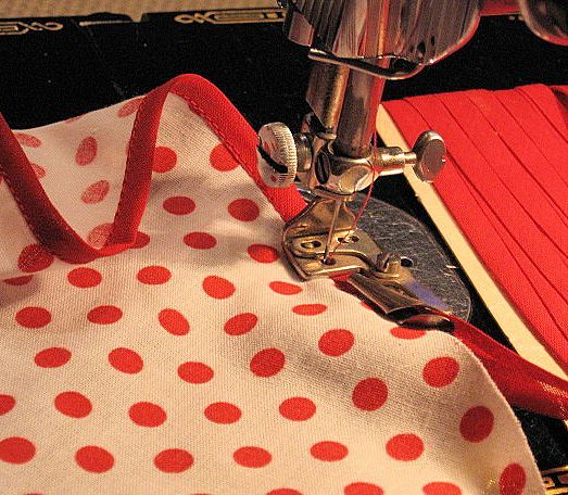 Singer BINDER fits Featherweight sewing machine plus 66, 99, 201 Singer BINDER fits Featherweight sewing machine plus 66, 99, 201