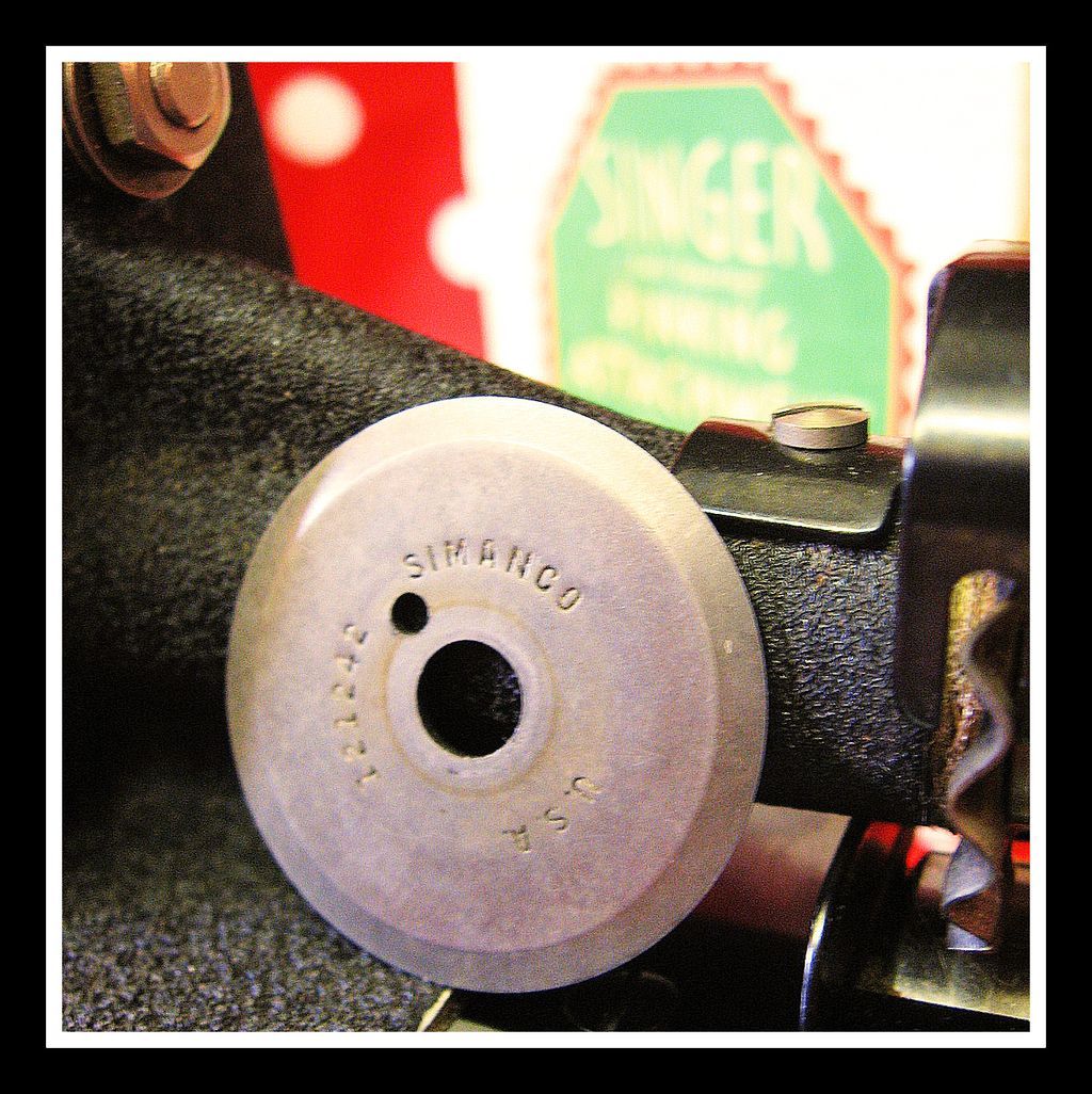 Singer machine pinker Pinking attachment Trimmer BLADE Singer machine pinker Pinking attachment Trimmer BLADE