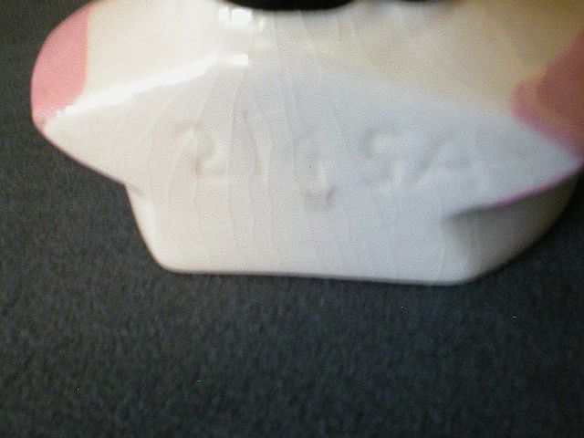 Kaye of Hollywood - California - "Bust of Lady" Wall Pocket/Vase Kaye of Hollywood - California - "Bust of Lady" Wall Pocket/Vase