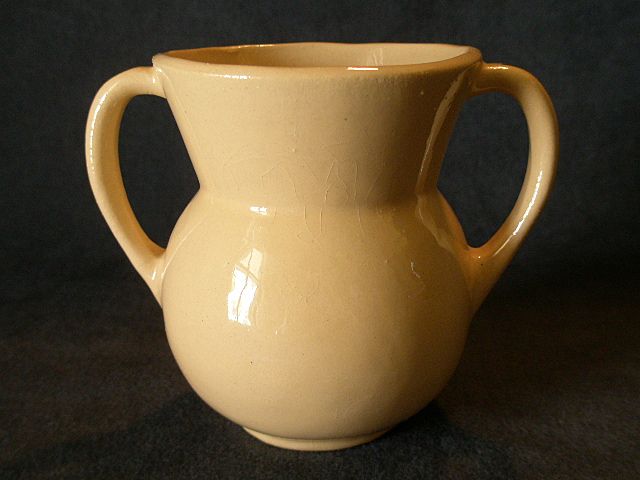 Watt Pottery "#89 Apple-3 Leaf" Open Sugar Bowl w/ Mission S.D. Advertising Watt Pottery "#89 Apple-3 Leaf" Open Sugar Bowl w/ Mission S.D. Advertising