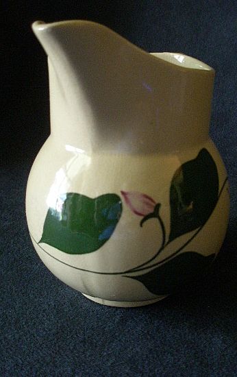 Watt Pottery "#15 - 5 Petal Star Flower" Pattern Pitcher Watt Pottery "#15 - 5 Petal Star Flower" Pattern Pitcher
