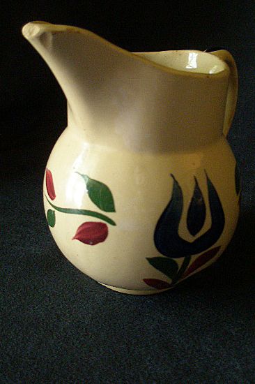 Watt Pottery "#15 Dutch Tulip" Pattern Pitcher Watt Pottery "#15 Dutch Tulip" Pattern Pitcher