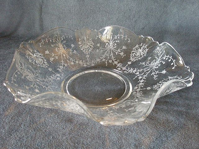 Heisey Glass "Orchid" Crimped Floral Bowl - Queen Ann Blank #1509 Heisey Glass "Orchid" Crimped Floral Bowl - Queen Ann Blank #1509