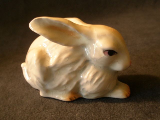 Goebel Porcelain - Pair of Rabbits #34-807-06 Goebel Porcelain - Pair of Rabbits #34-807-06