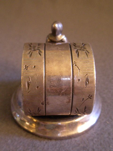 Victorian Silver-Plated Figural Napkin Ring w/Eskimo Figure Victorian Silver-Plated Figural Napkin Ring w/Eskimo Figure