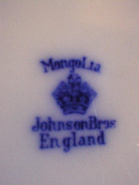 Set of 7 Johnson Bros Blue Flow "Mongolia" Pattern Luncheon Plates Set of 7 Johnson Bros Blue Flow "Mongolia" Pattern Luncheon Plates