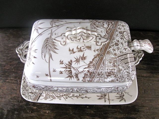 Vintage Brown Transferware Soup Tureen Vintage Brown Transferware Soup Tureen