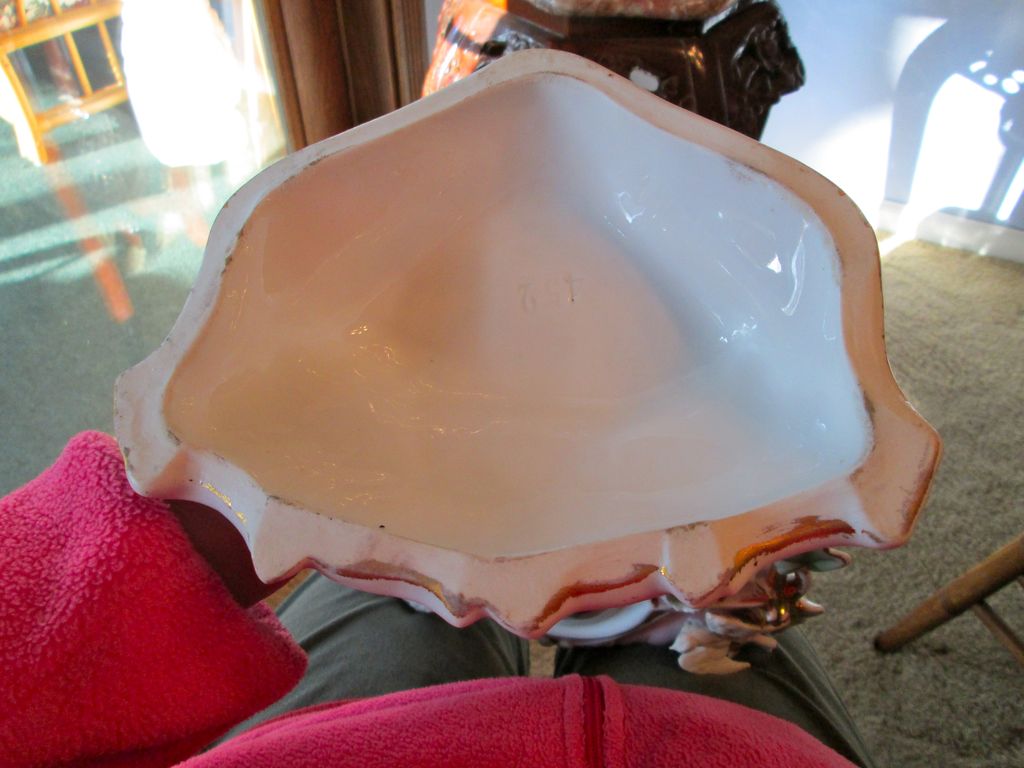 Old Paris Porcelain Fan Flair Vase Old Paris Porcelain Fan Flair Vase