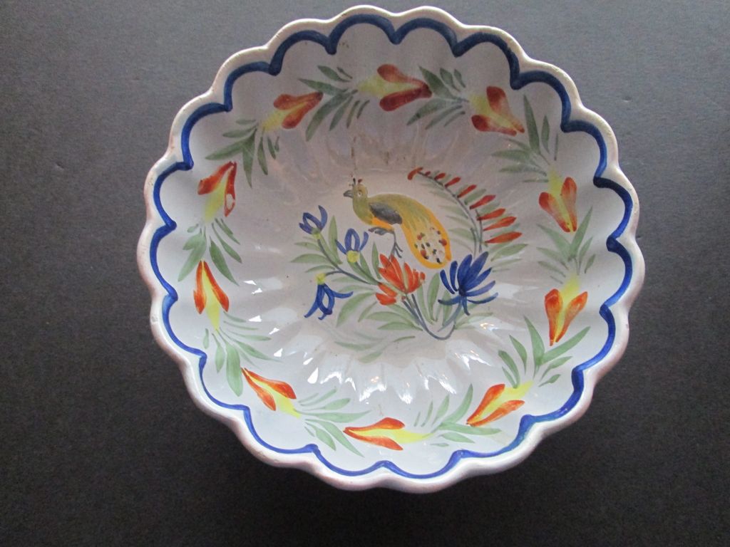 HB Quimper 6 in. Scallop Serving Bowl HB Quimper 6 in. Scallop Serving Bowl