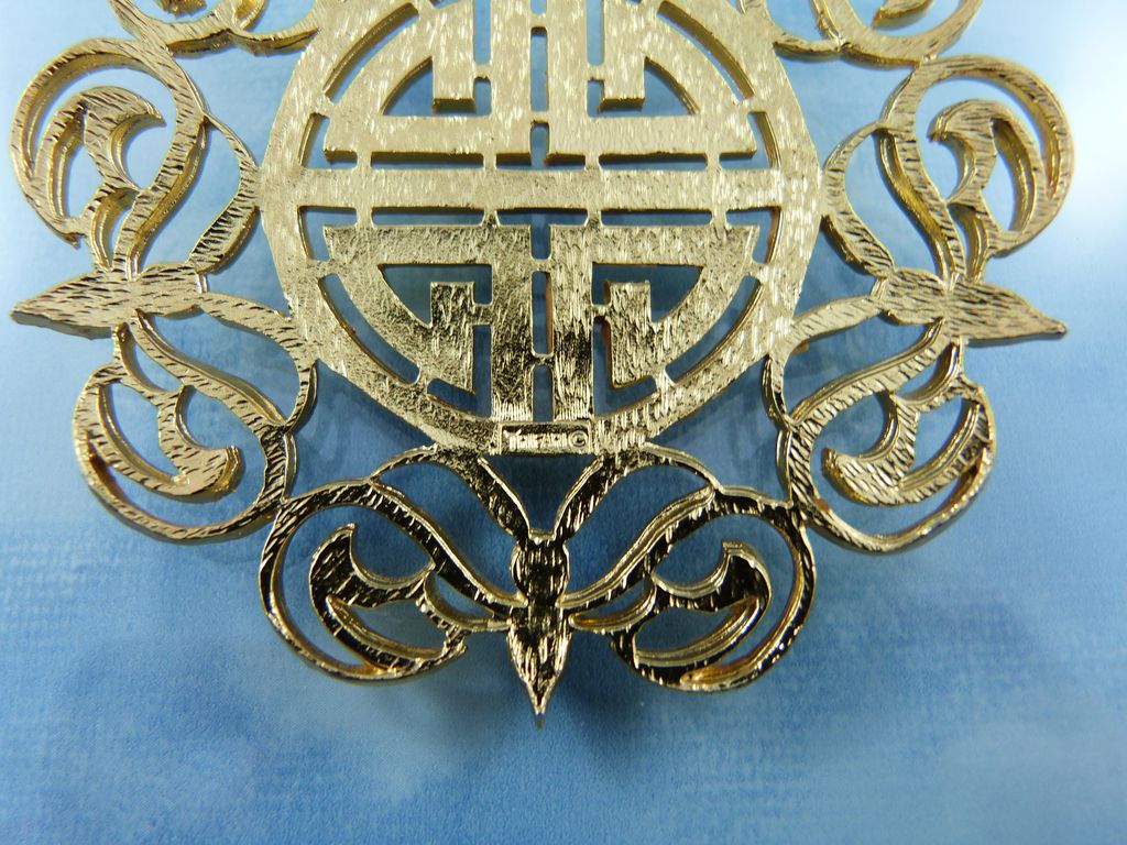 Rare Signed Crown Trifari Asian Modernist Runway Necklace from